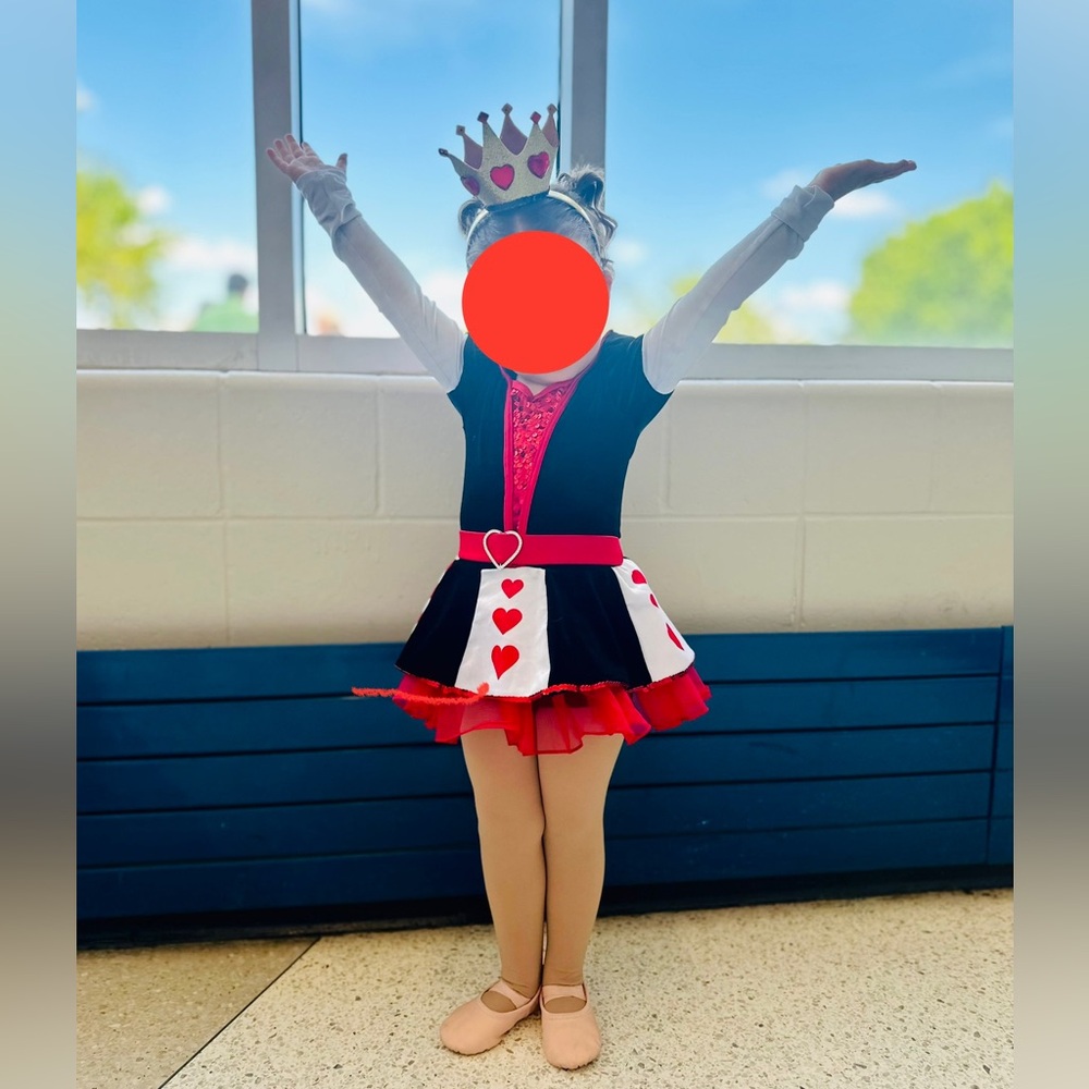 Child’s Extra Small Queen of Hearts Costume with Crown Headband